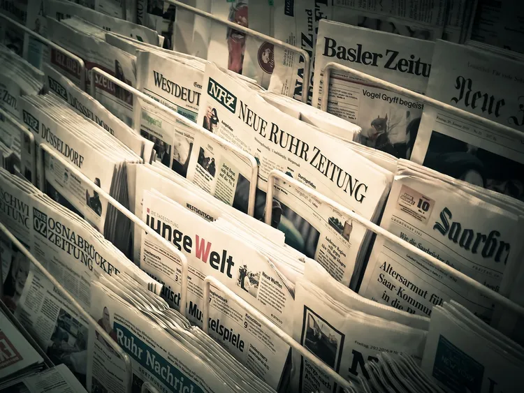 Worldly news: Essential or Superfluous?