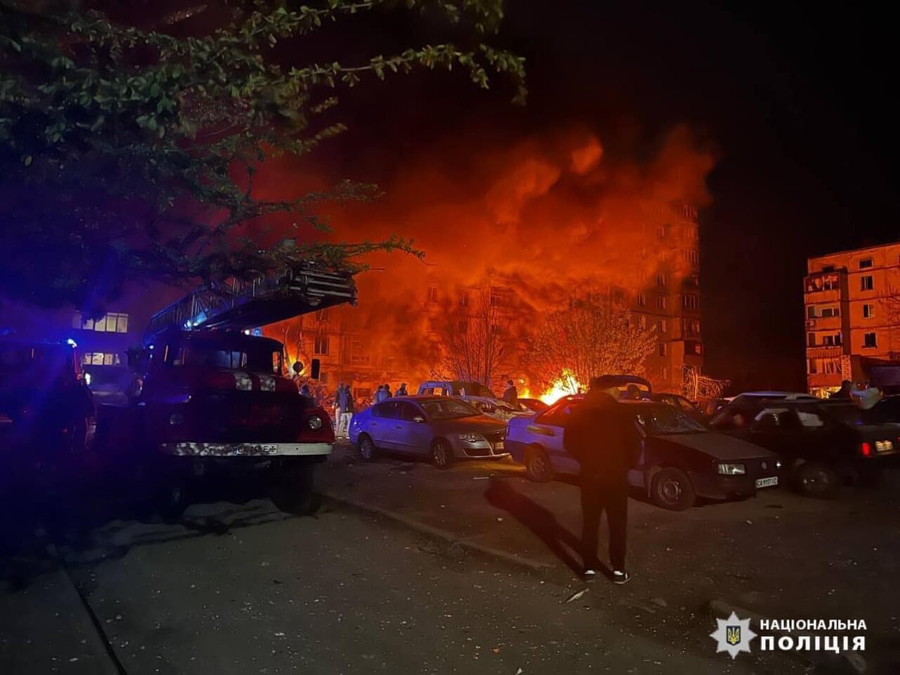 Apartment building in Uman destroyed by Russian cruise missile, April 2023