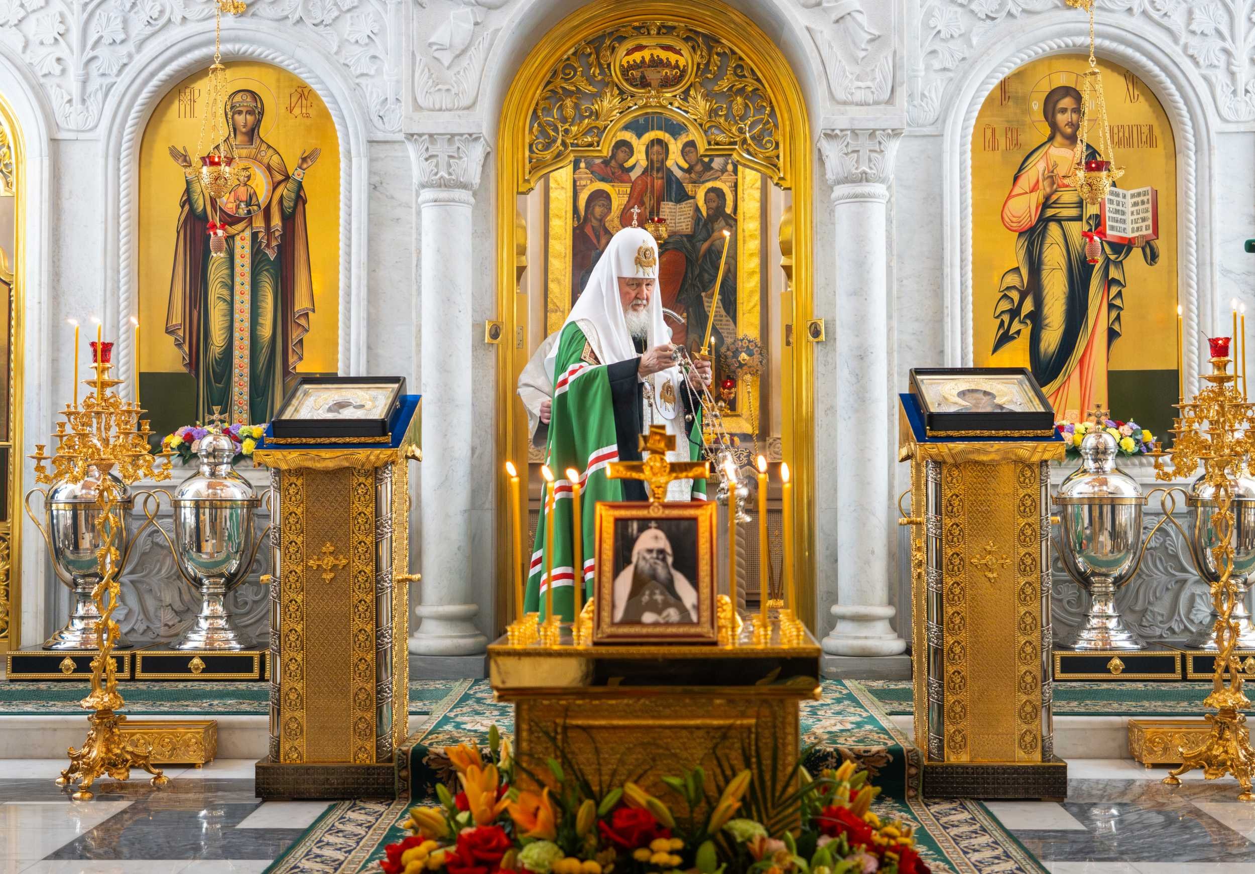 Patriarch Kirill presides over a memorial service for Patriarch Sergius, May 2025