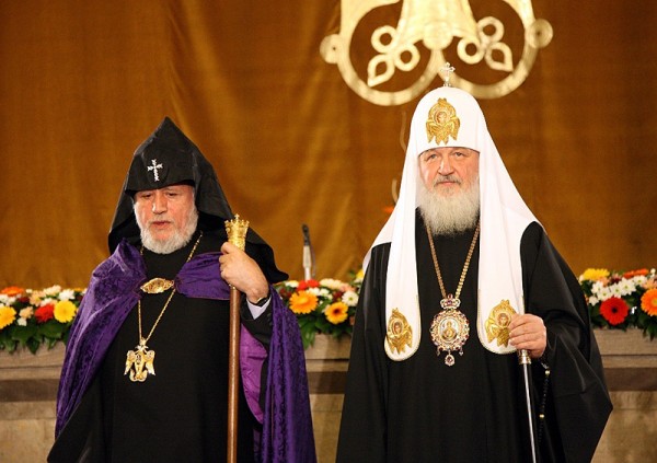 Patriarch Kirill with Catholicos Karekin II in Echmiadzin (2010)